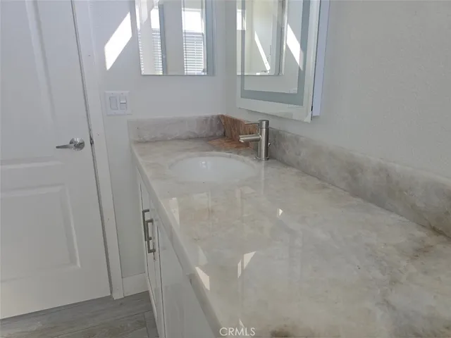 $540,000 | 21500 Lassen Street, Unit 45, Chatsworth, CA 91311