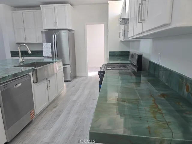 $540,000 | 21500 Lassen Street, Unit 45, Chatsworth, CA 91311