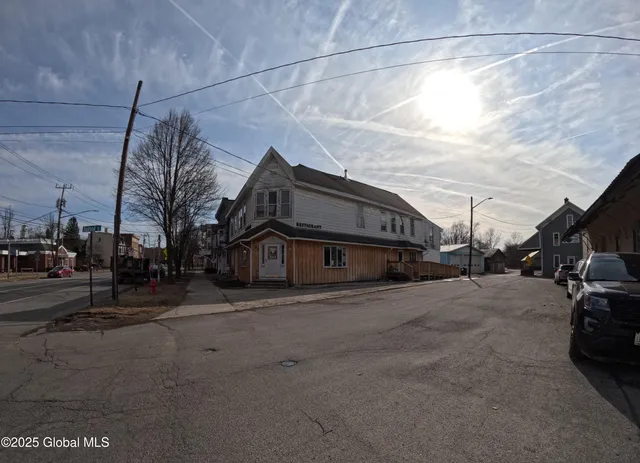 $1,200 | 219 South Main Street, Unit S, Salem, NY 12865