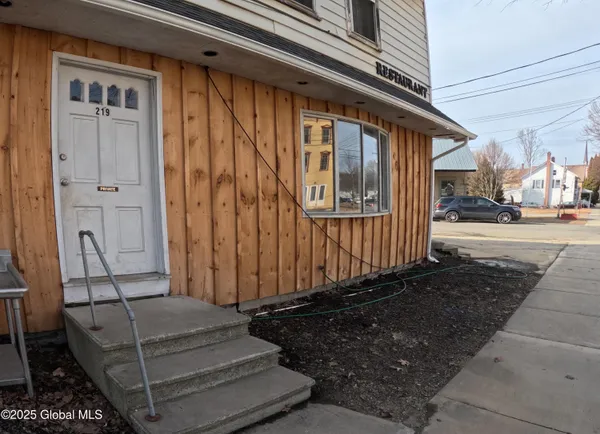 $1,200 | 219 South Main Street, Unit S, Salem, NY 12865