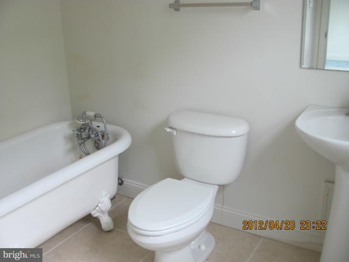17430 North Merrimac Road Culpeper, VA 22701 - Photo 13 of 16 Bath (Master)