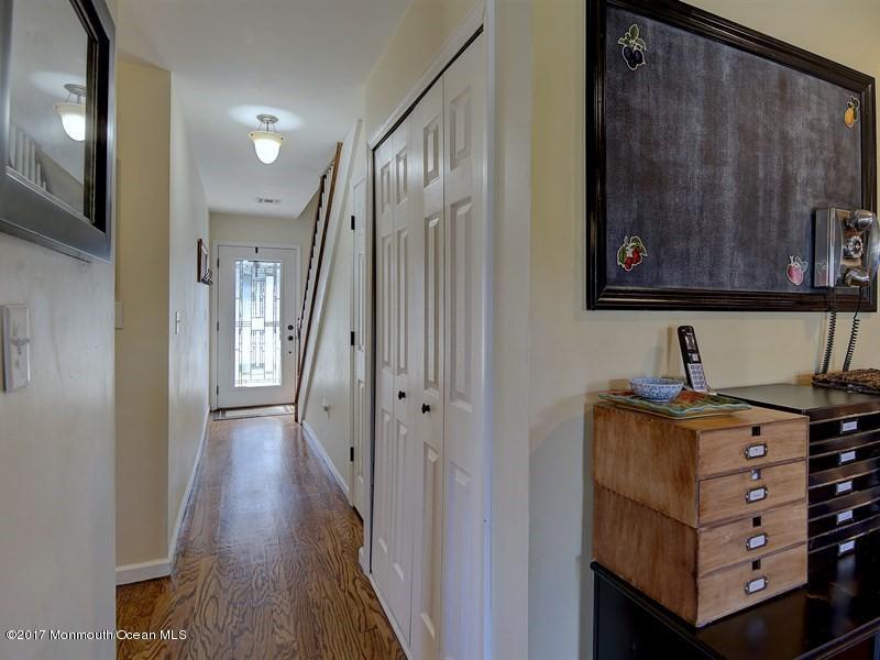 560 Line Road Hazlet, NJ 07730 - Photo 13 of 34 005_FOYER