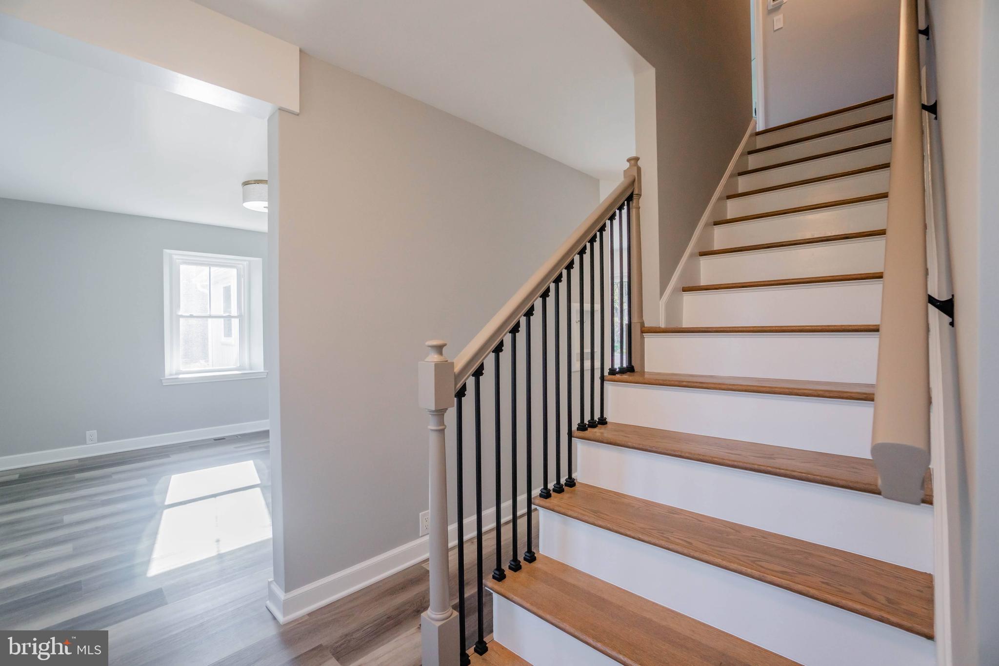 515 Rosedale Drive Pottstown, PA 19464 - Photo 11 of 52 stairs