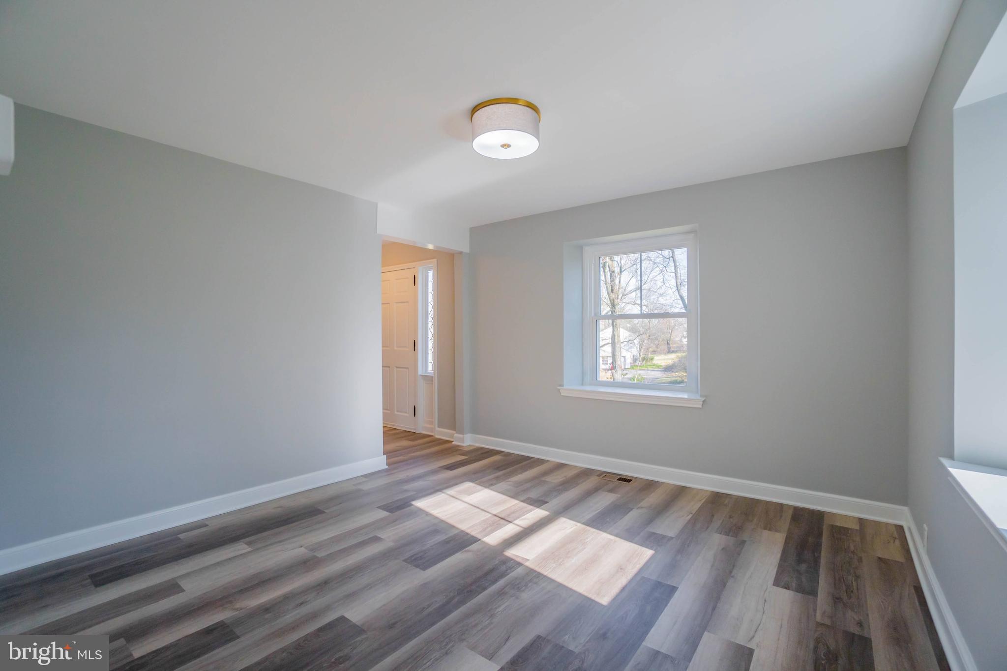 515 Rosedale Drive Pottstown, PA 19464 - Photo 16 of 52 Dining Room
