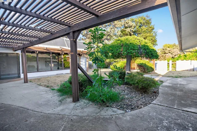 $419,000 | 20521 Upper Hillview Drive, Sonora, CA 95370