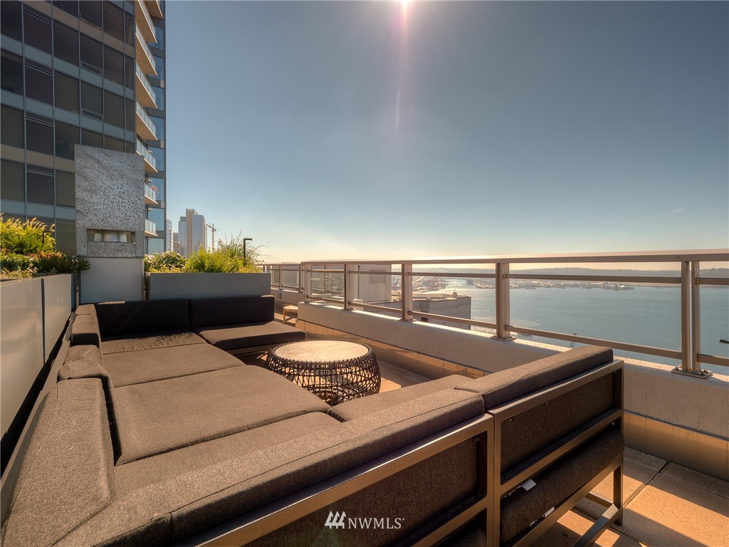 2033 2nd Avenue, Unit 1409 Seattle, WA 98121 - Photo 20 of 25
