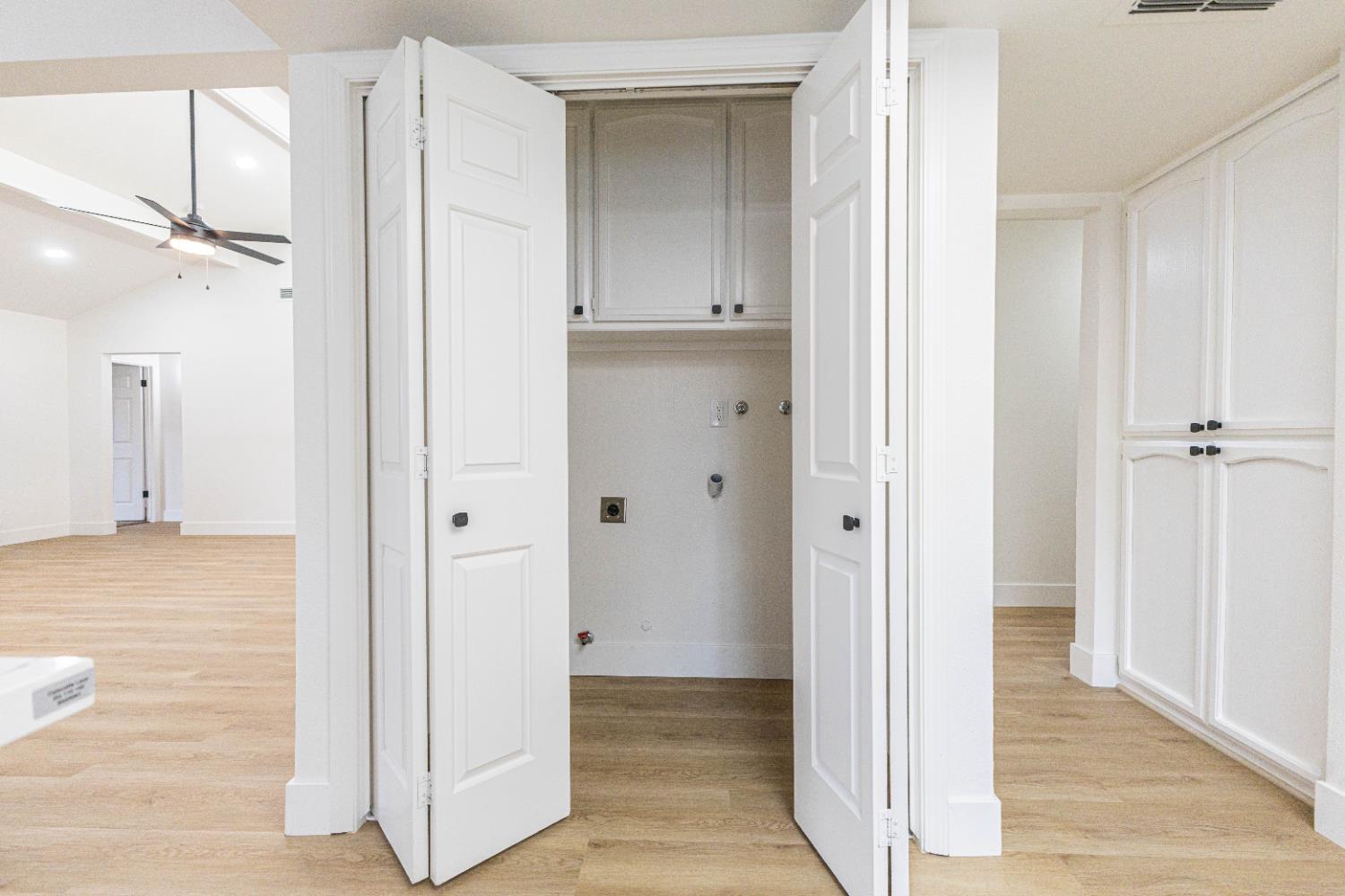 901 Barnett Way Madera, CA 93637 - Photo 9 of 17