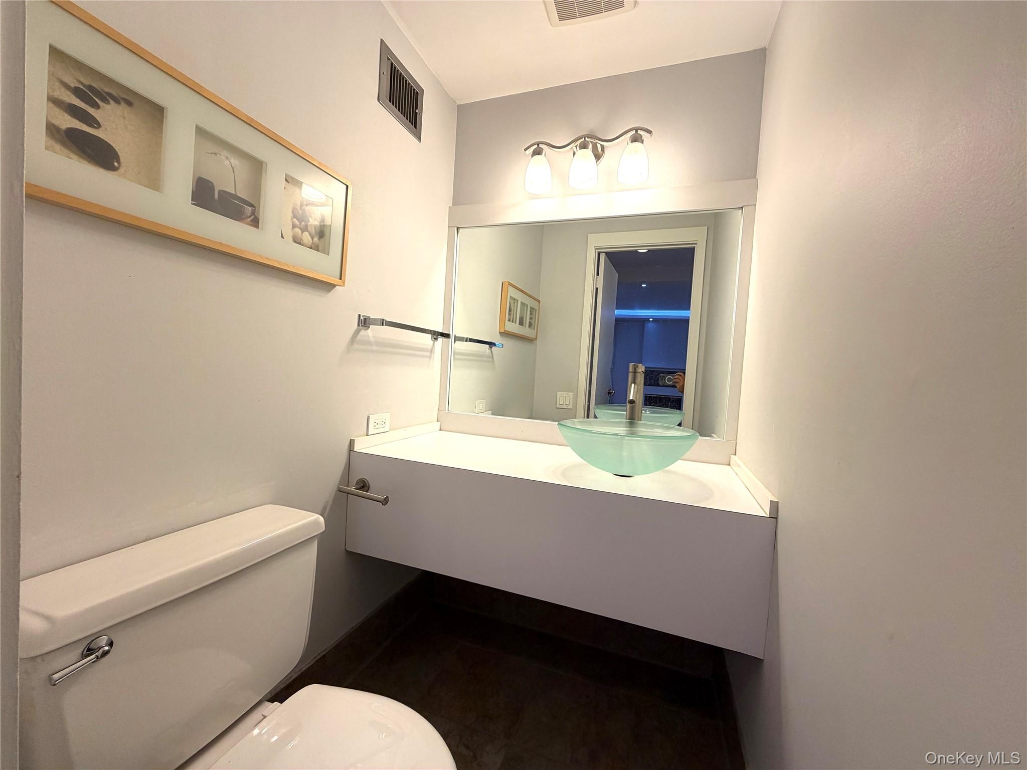 77 Sands Point Road, Unit #1 Port Washington, NY 11050 - Photo 7 of 19