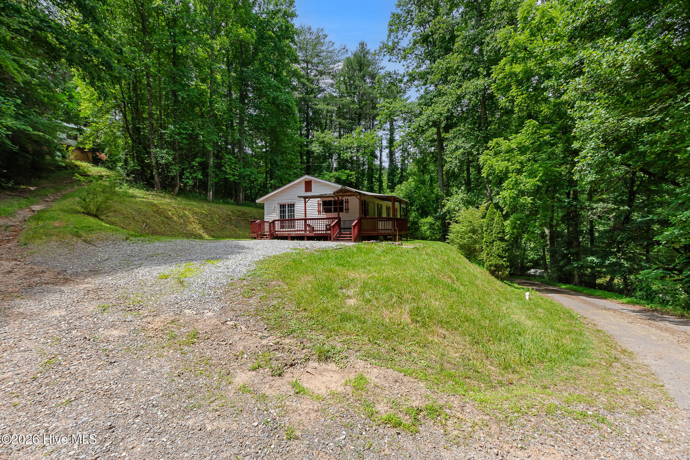 60 Fleming Street Murphy, NC 28906 - Photo 2 of 50