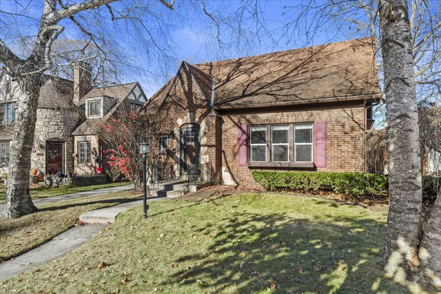 $285,000 | 1518 Torrison Drive, Manitowoc, WI 54220