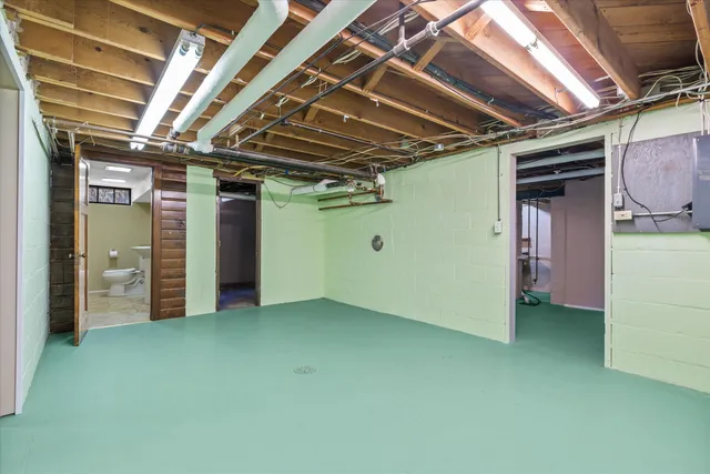 $285,000 | 1518 Torrison Drive, Manitowoc, WI 54220