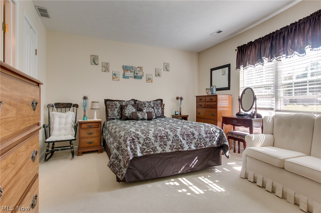 772 Rivers Edge Lane Painesville, OH 44077 - Photo 11 of 17 Gallery Image 11