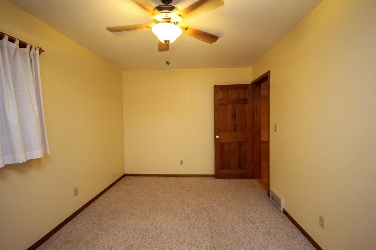 4445 West Coleman Road Lake, MI 48632 - Photo 19 of 34 1891435-18.JPG