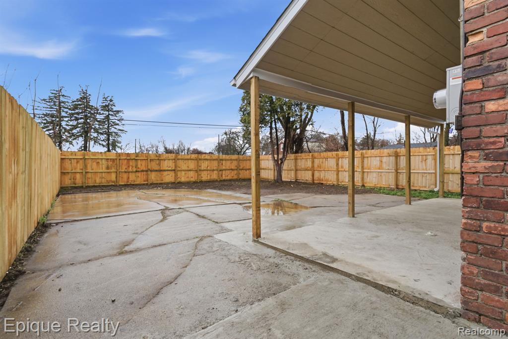 9991 Robson Street Detroit, MI 48227 - Photo 26 of 30