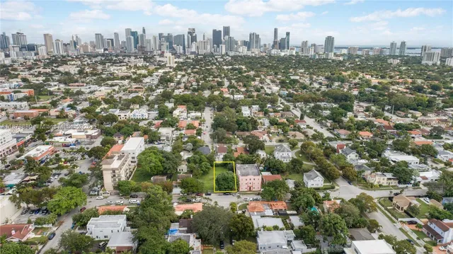 $795,000 | 1001 Southwest 15th Avenue, Miami, FL 33135