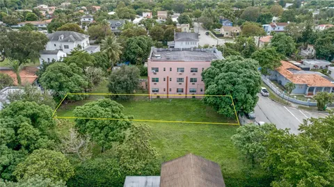 $795,000 | 1001 Southwest 15th Avenue, Miami, FL 33135