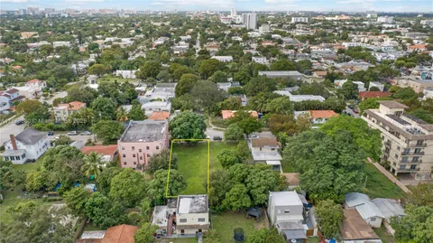 $795,000 | 1001 Southwest 15th Avenue, Miami, FL 33135