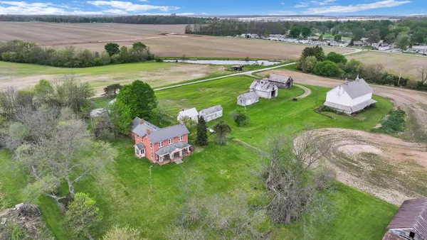 $785,000 | 4965 Duvall Road, Ashville, OH 43103