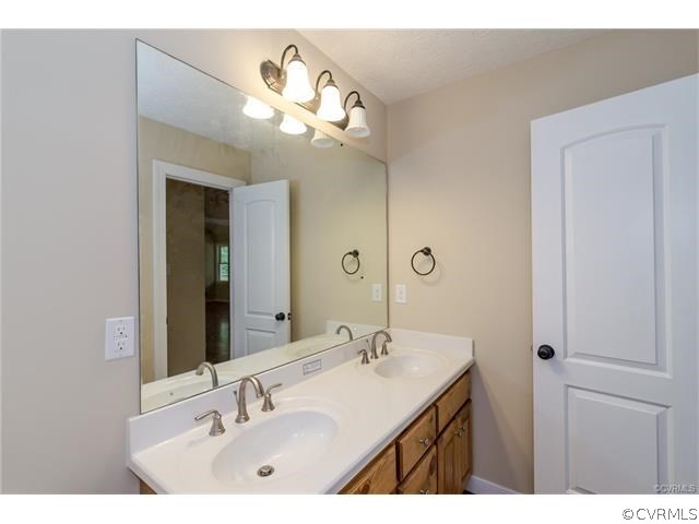 9095 Rock Cedar Road New Kent, VA 23124 - Photo 20 of 29 Gallery Image 20