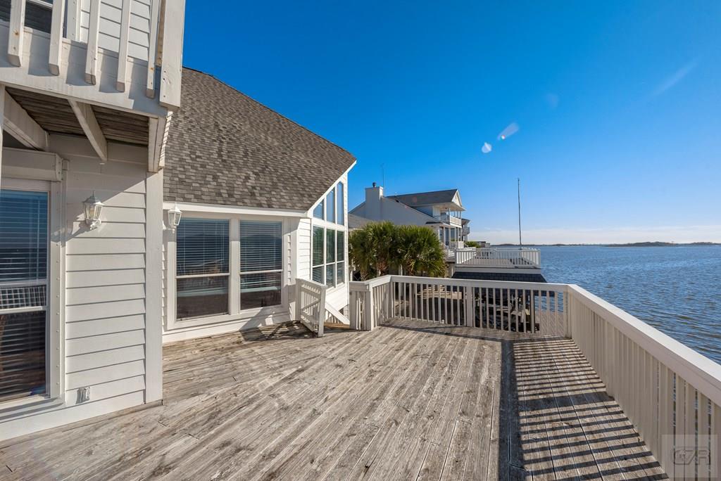 131 Isles End Road Tiki Island, TX 77554 - Photo 41 of 48