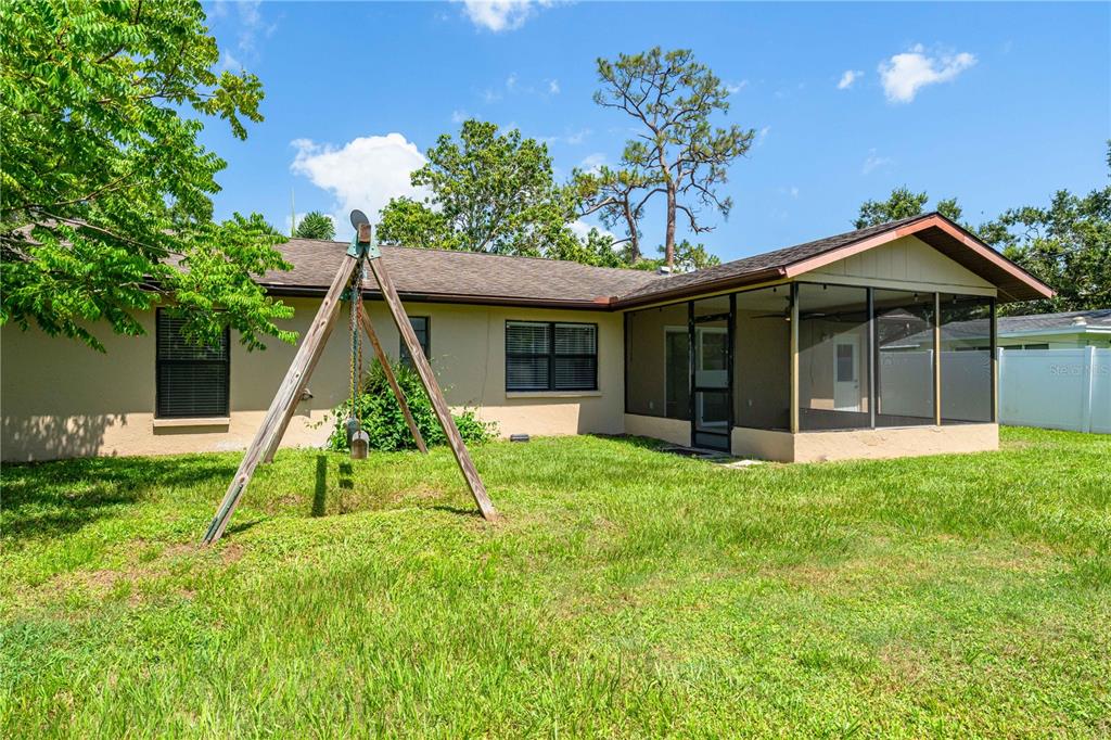 5672 South Lockwood Ridge Road Sarasota, FL 34231 - Photo 41 of 63 Gallery Image 41