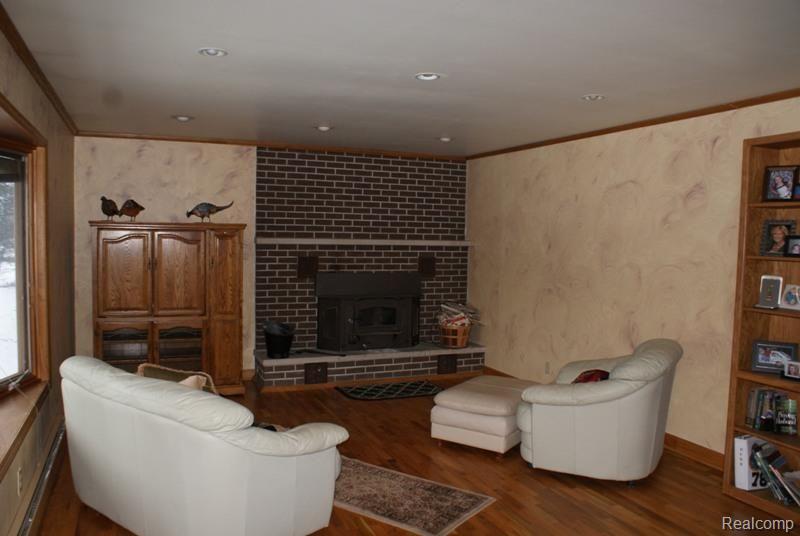 1730 East Newark Road Lapeer, MI 48446 - Photo 10 of 23 DSC02559.jpg