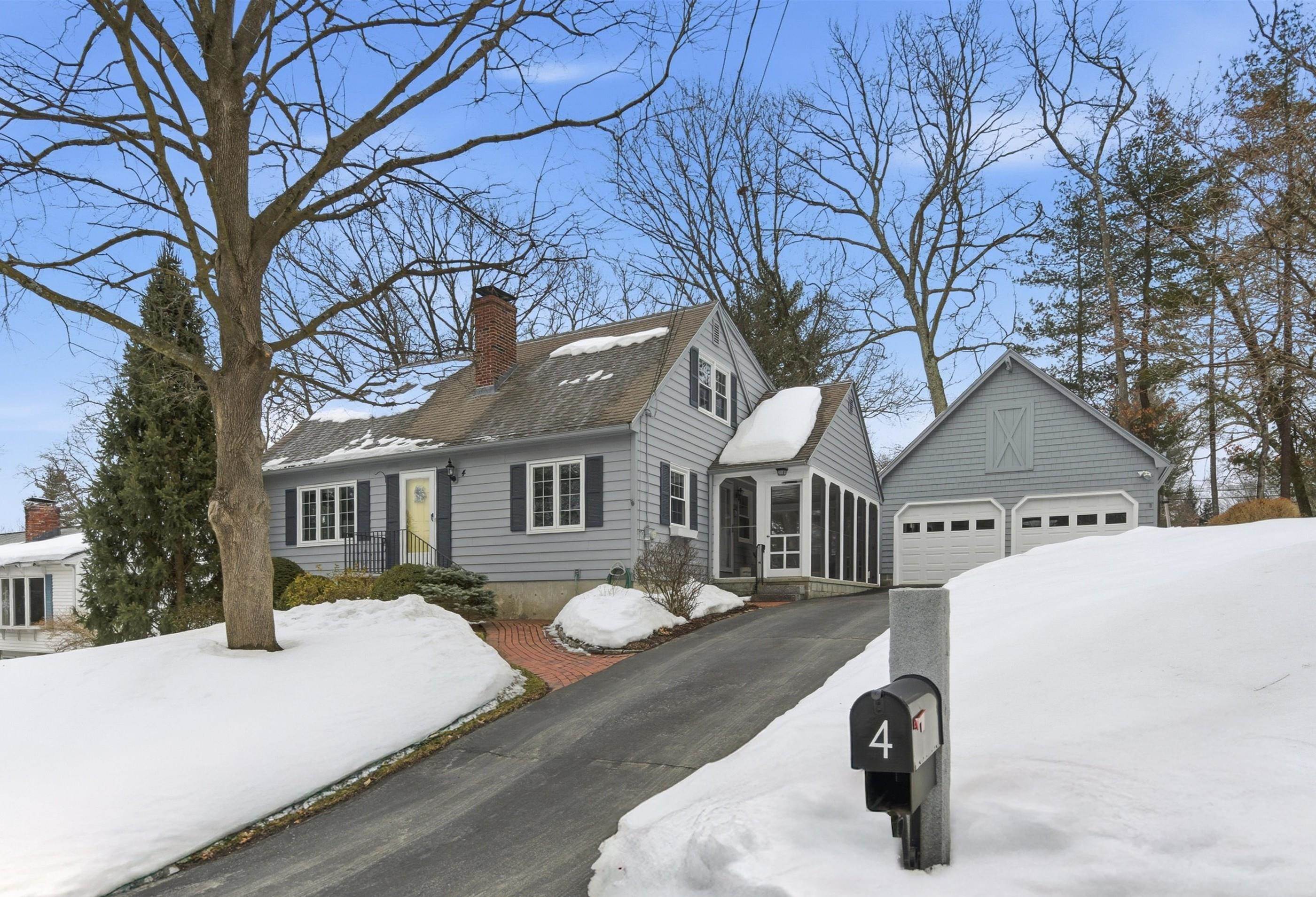 4 Nightingale Road Nashua, NH 03062 - Photo 1 of 37 Gallery Image 1