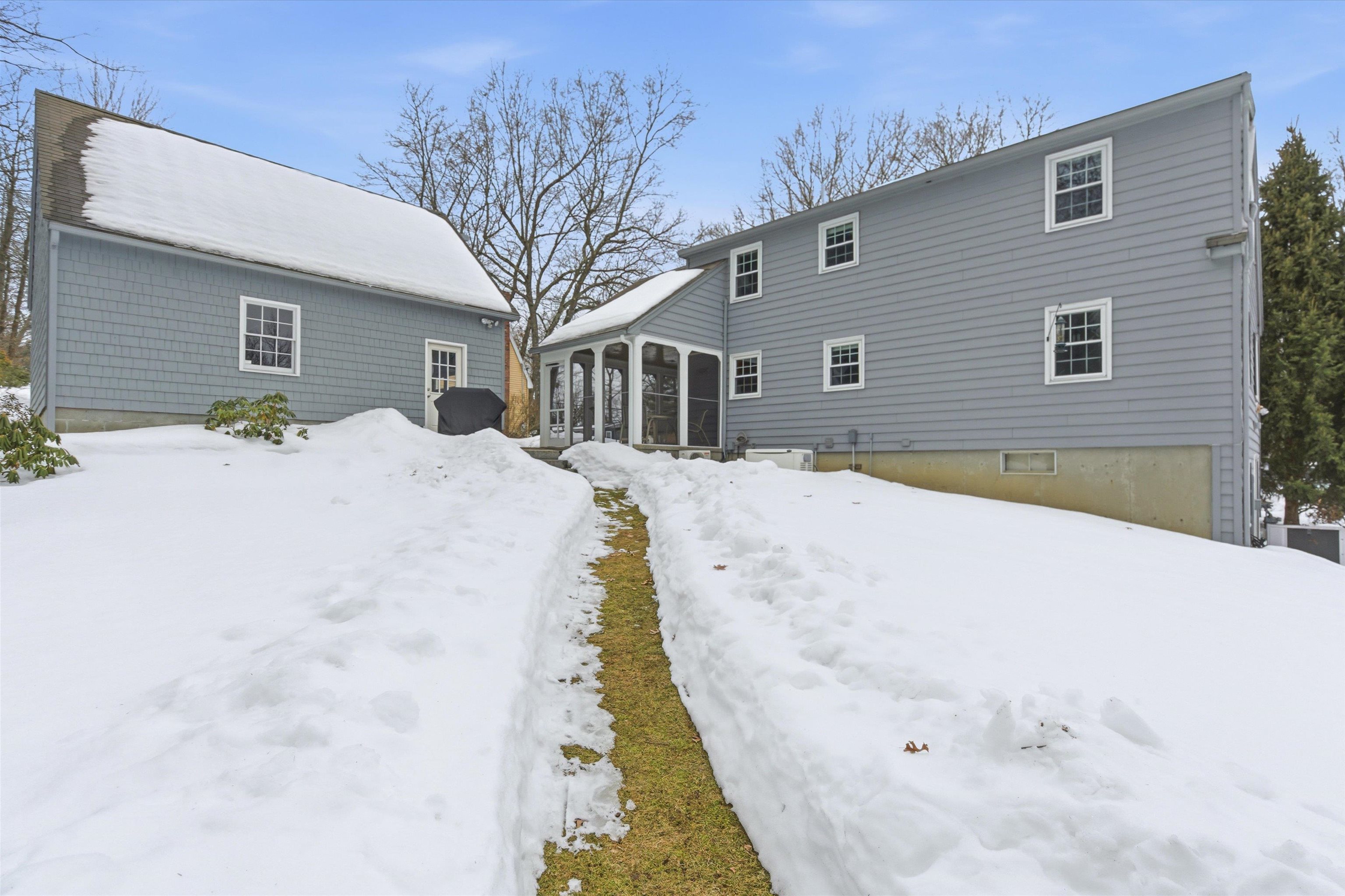 4 Nightingale Road Nashua, NH 03062 - Photo 26 of 37 Gallery Image 26