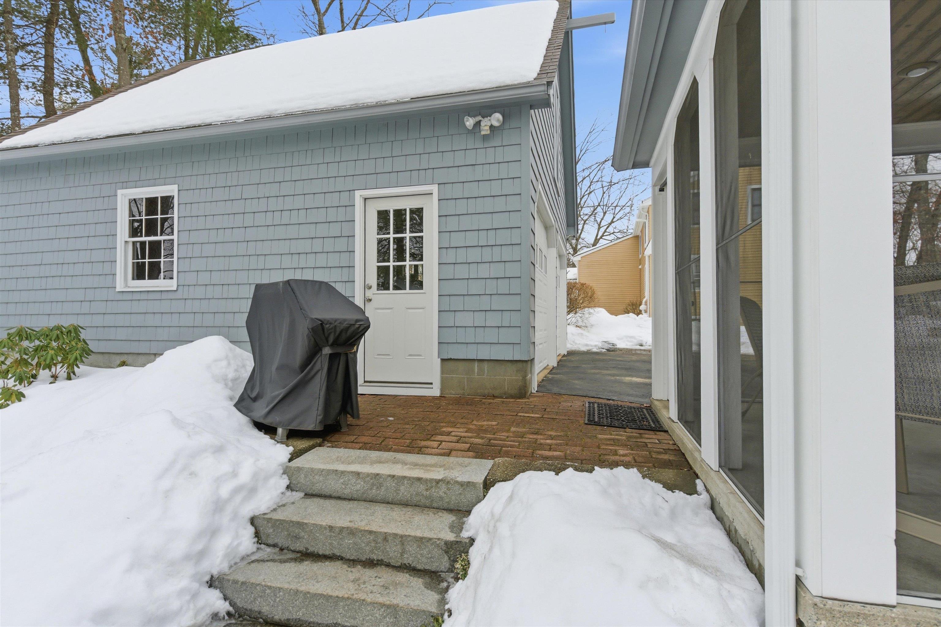 4 Nightingale Road Nashua, NH 03062 - Photo 27 of 37 Gallery Image 27