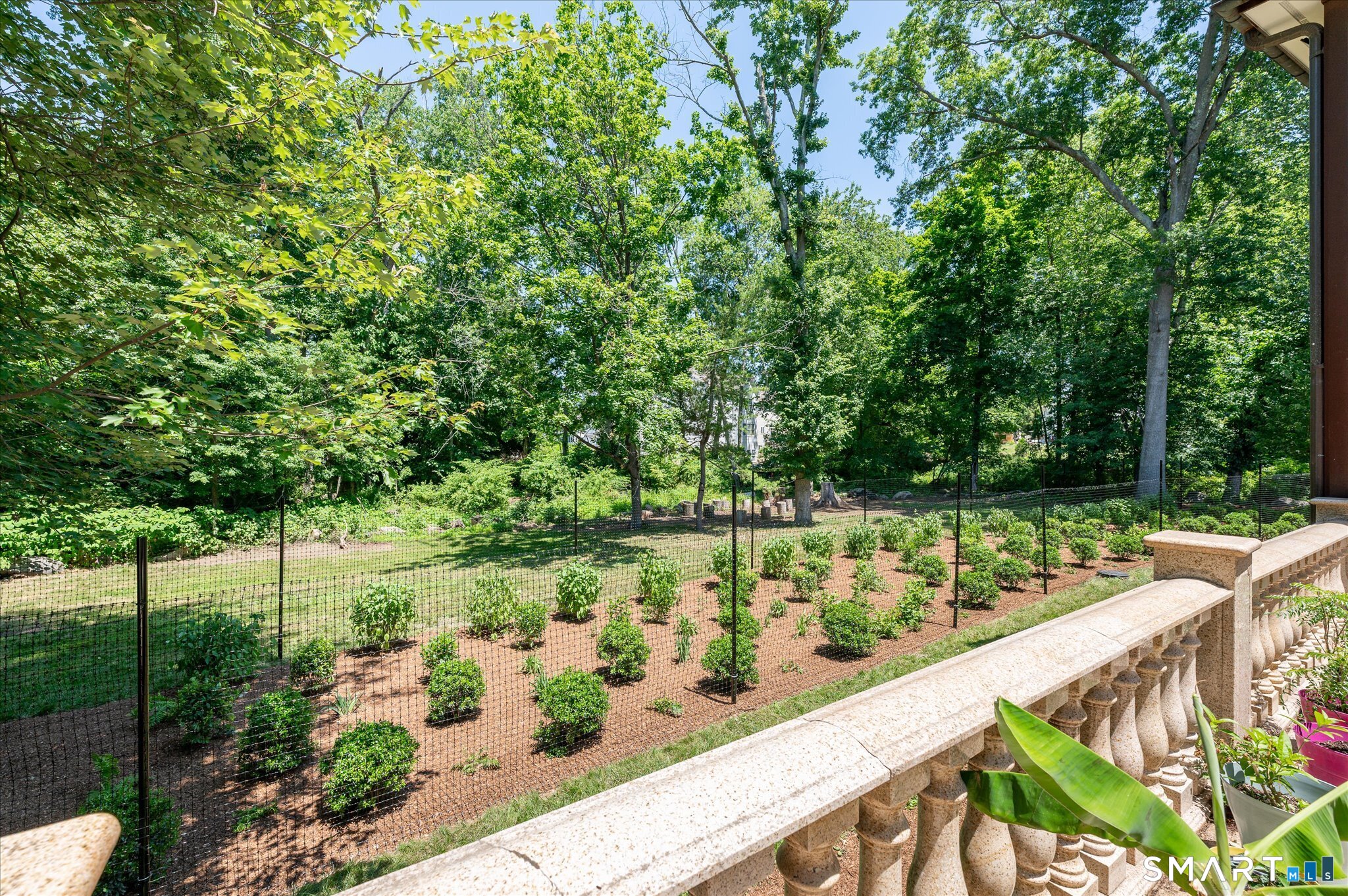 25 Old Road Westport, CT 06880 - Photo 19 of 27