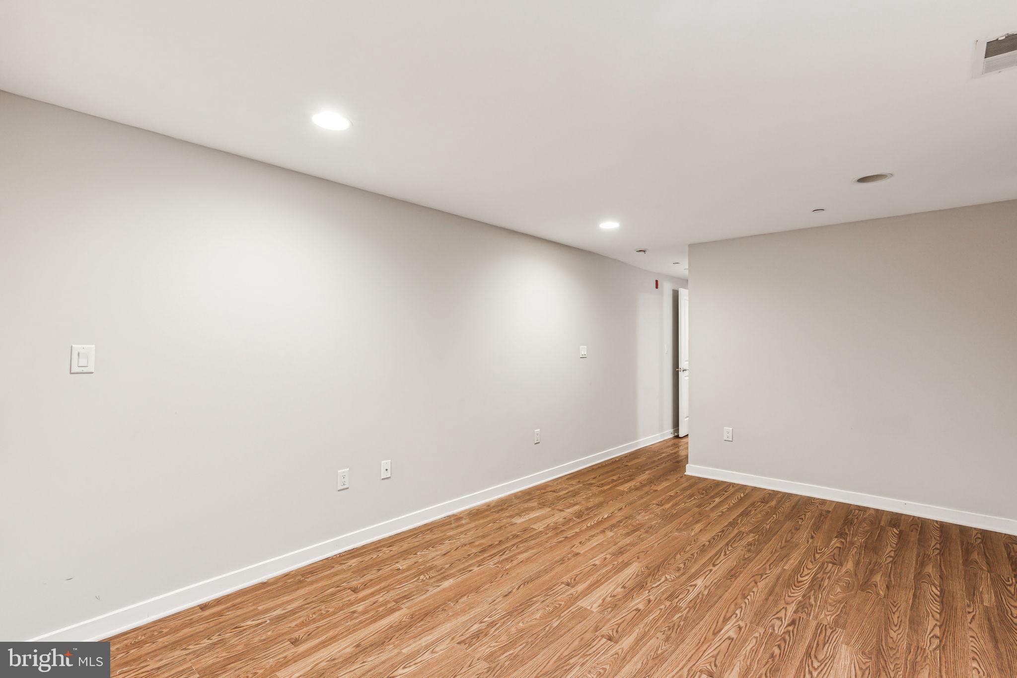 1418 Christian Street, Unit 1 Philadelphia, PA 19146 - Photo 25 of 28 a view of room