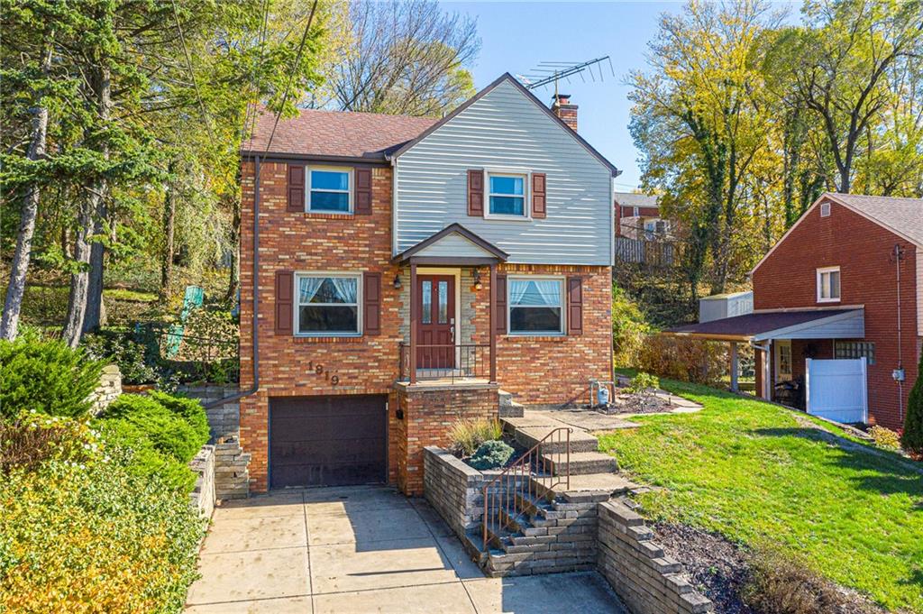 1819 Bower Hill Road Pittsburgh, PA 15243 - Photo 3 of 22 Gallery Image 3