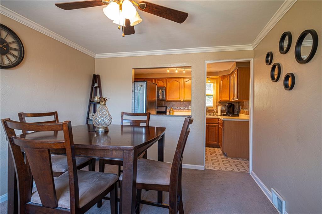1819 Bower Hill Road Pittsburgh, PA 15243 - Photo 7 of 22 Gallery Image 7