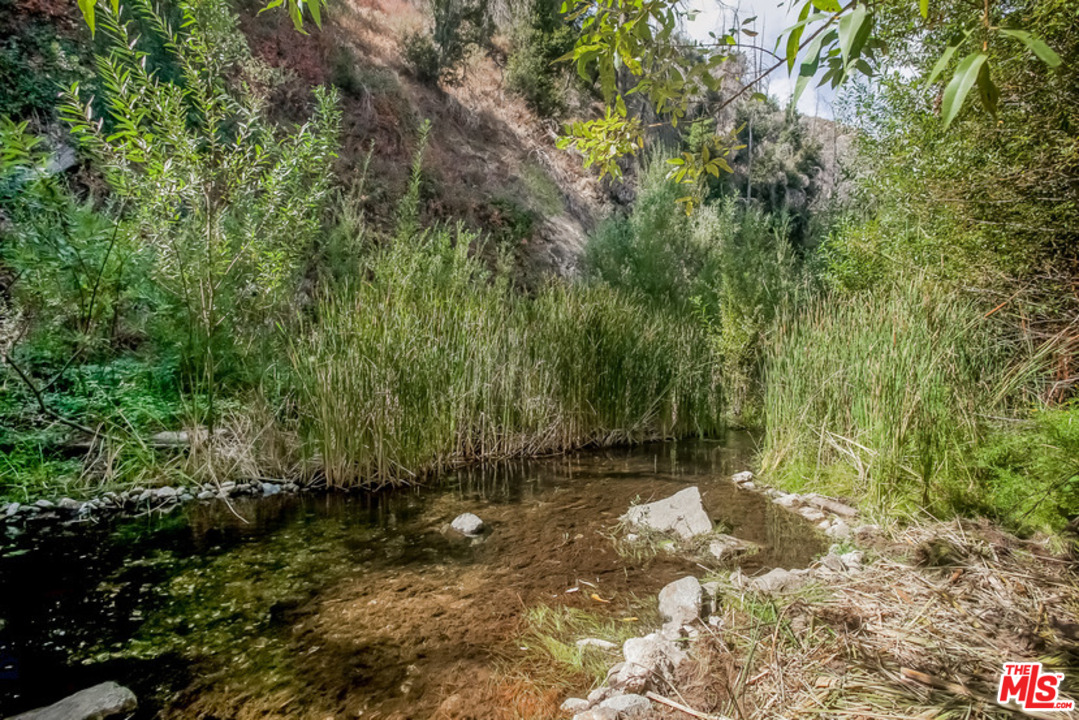 2152 Stonyvale Road Tujunga, CA 91042 - Photo 20 of 28