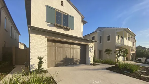 $6,500 | 218 Fiore, Irvine, CA 92602