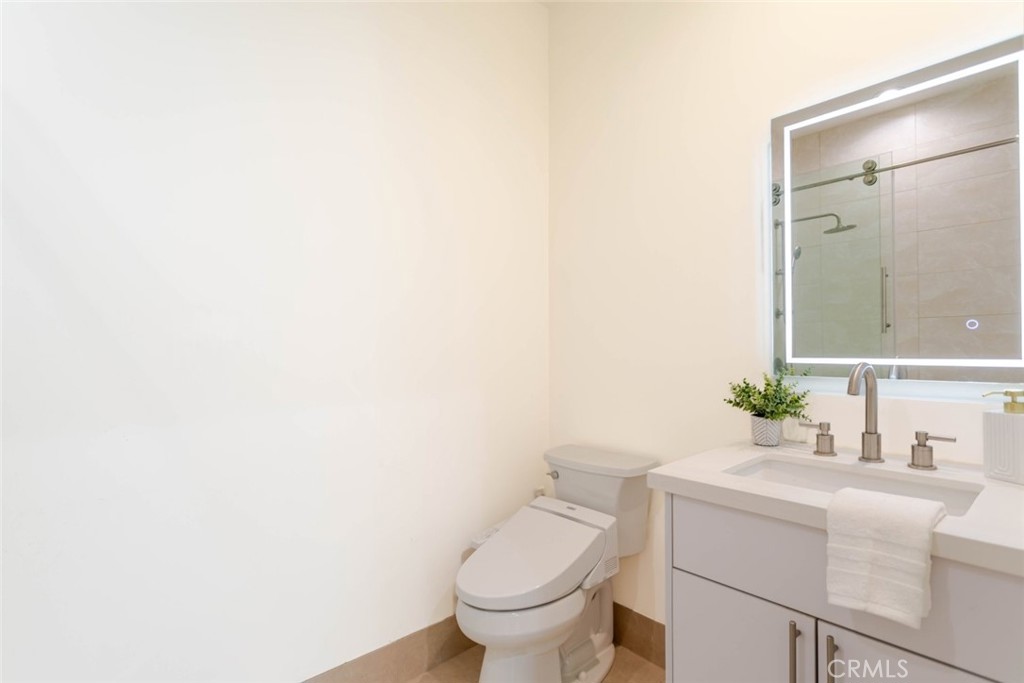 1598 Long Beach, Unit 407 Long Beach, CA 90813 - Photo 20 of 46