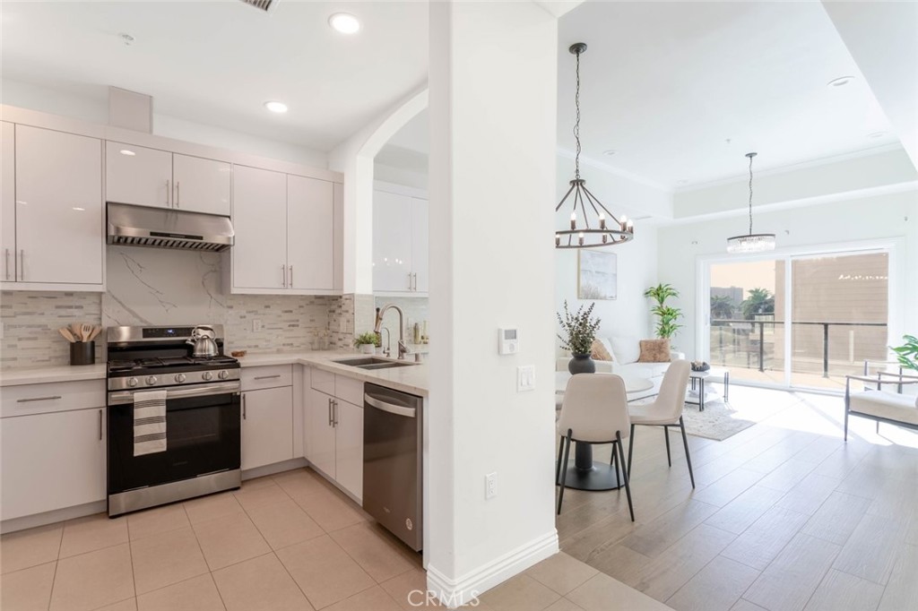 1598 Long Beach, Unit 407 Long Beach, CA 90813 - Photo 8 of 46