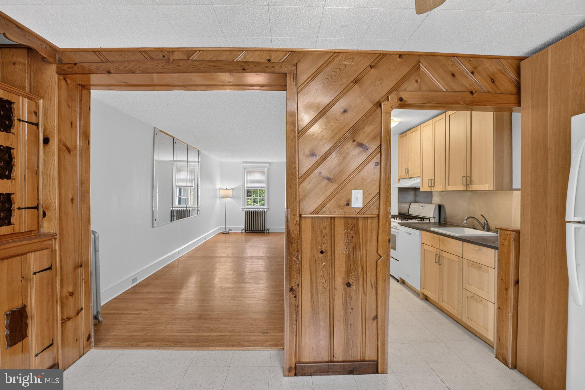 7057 Guilford Road Upper Darby, PA 19082 - Photo 8 of 28 Gallery Image 8