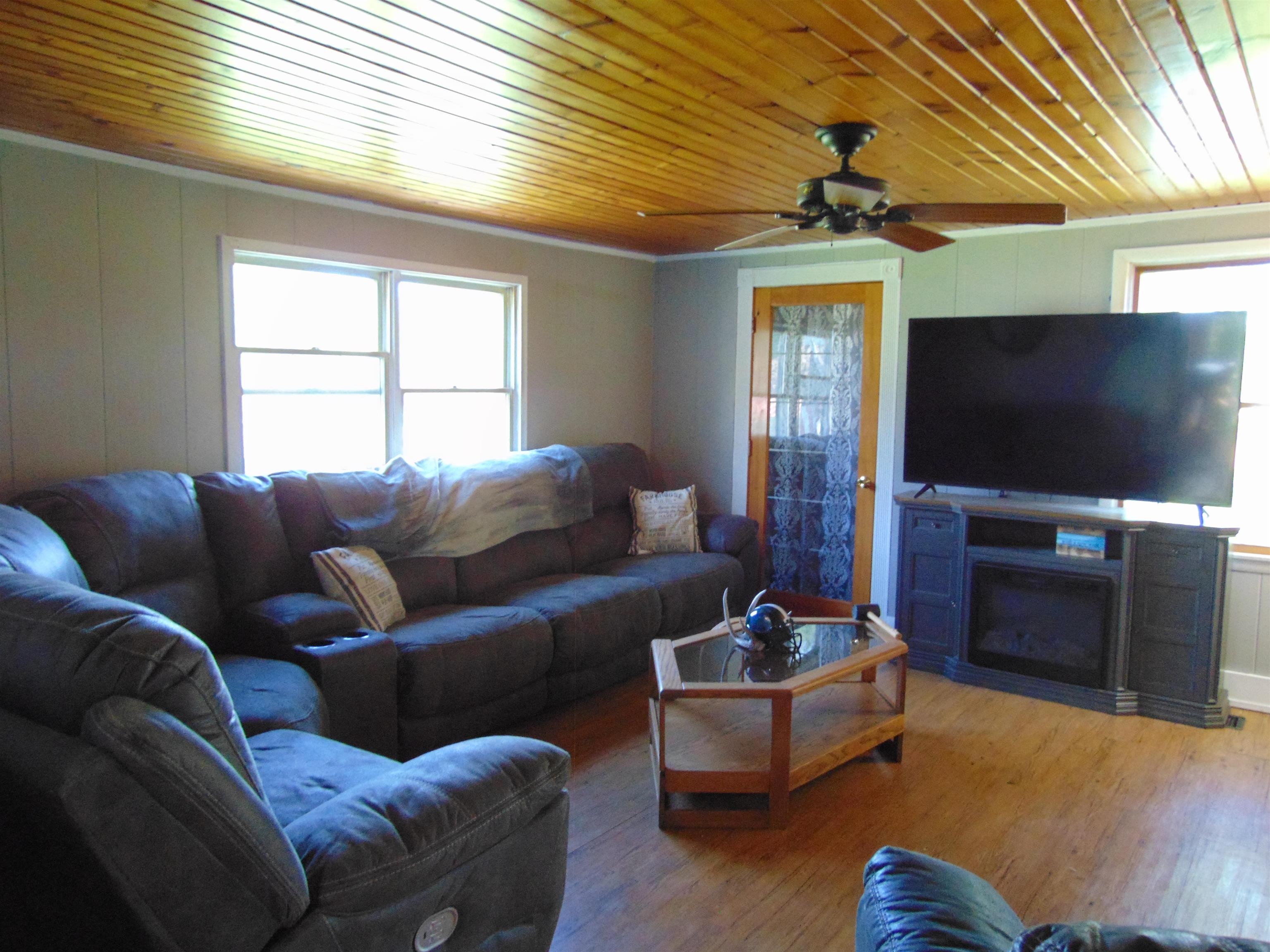 4449 North State Road Alma, MI 48801 - Photo 24 of 48 1899856-23.JPG