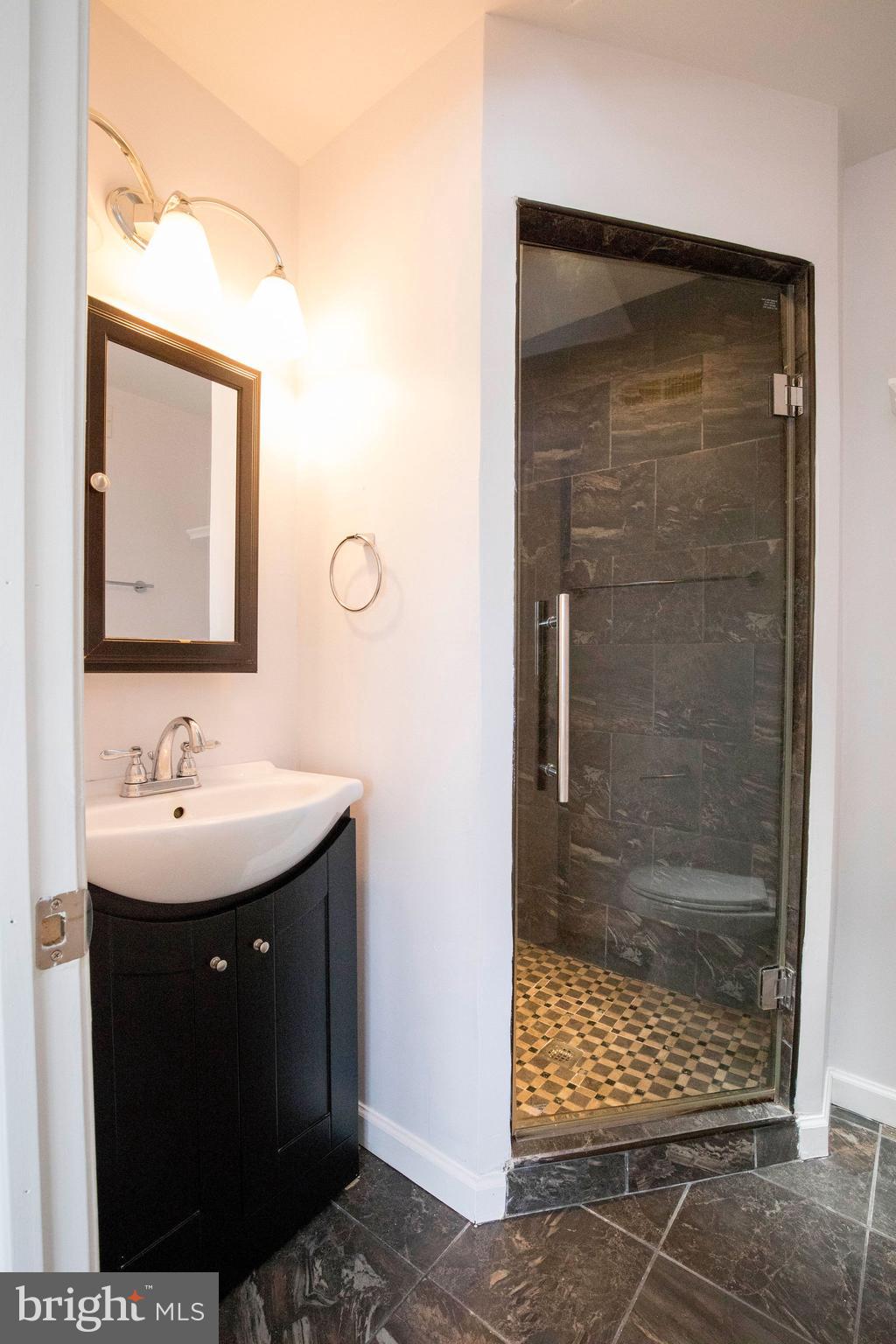 3761 West Country Club Road Philadelphia, PA 19131 - Photo 45 of 64 Master Bath