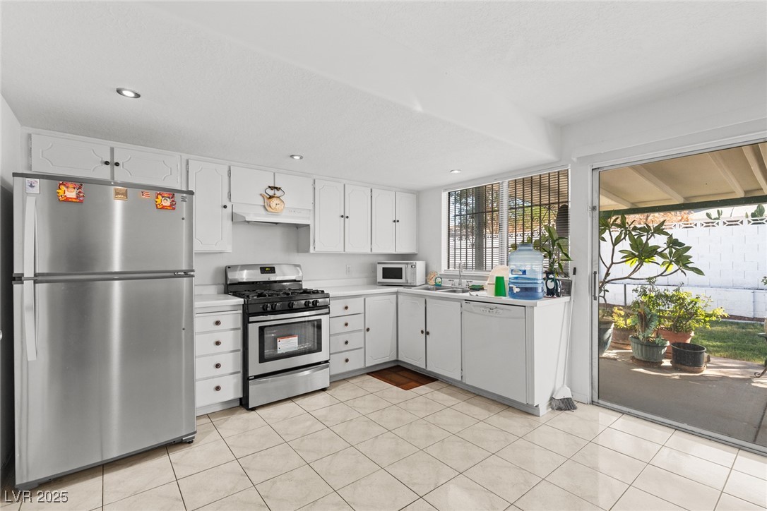 4323 East Twain Avenue Las Vegas, NV 89121 - Photo 6 of 20