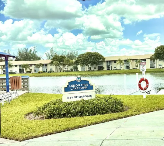 $199,999 | 5580 Lakeside Drive, Unit 205, Margate, FL 33063