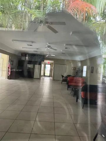 $199,999 | 5580 Lakeside Drive, Unit 205, Margate, FL 33063