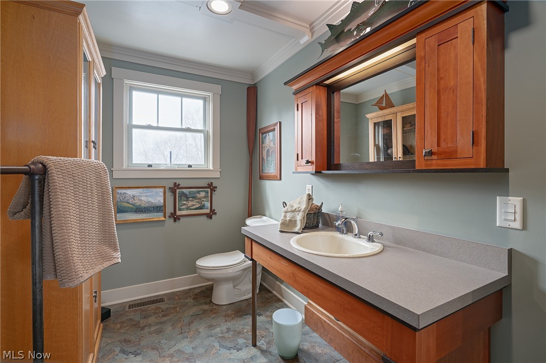 2435 Sandhill Road Marietta, OH 45750 - Photo 17 of 36