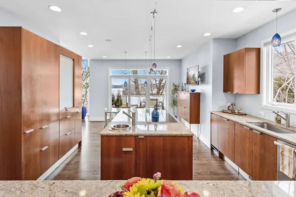 $2,730,000 | 21150 Excelsior Boulevard, Excelsior, MN 55331