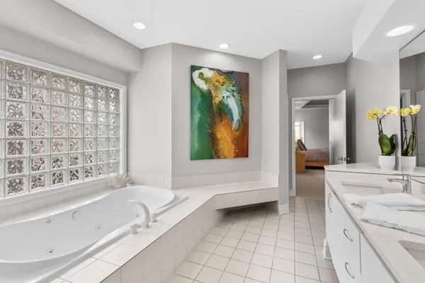 $2,730,000 | 21150 Excelsior Boulevard, Excelsior, MN 55331