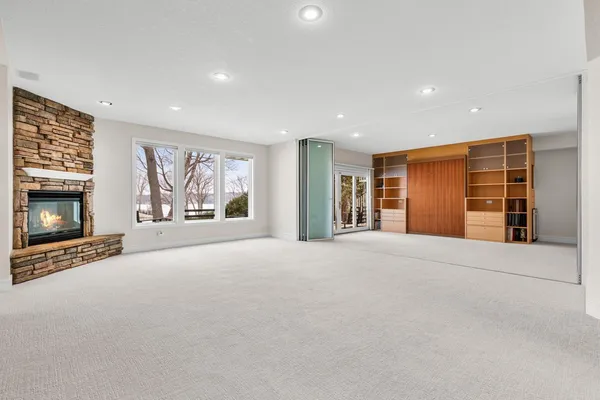 $2,730,000 | 21150 Excelsior Boulevard, Excelsior, MN 55331