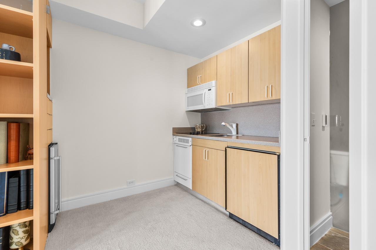 21150 Excelsior Boulevard Excelsior, MN 55331 - Photo 25 of 36