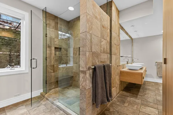 $2,730,000 | 21150 Excelsior Boulevard, Excelsior, MN 55331