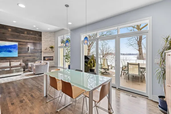 $2,730,000 | 21150 Excelsior Boulevard, Excelsior, MN 55331